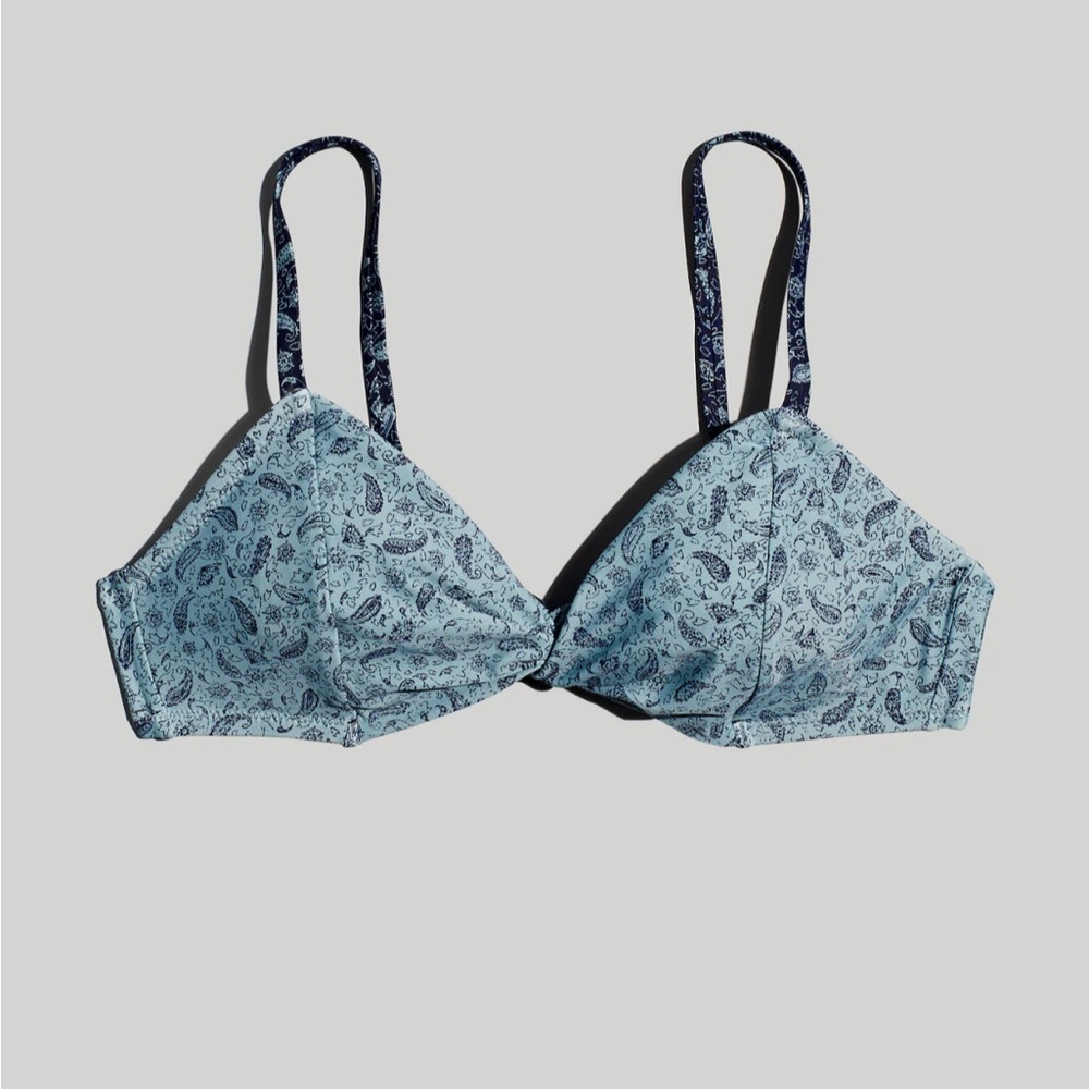 Madewell Twist-Front Bikini Top in Scratchpad Paisley